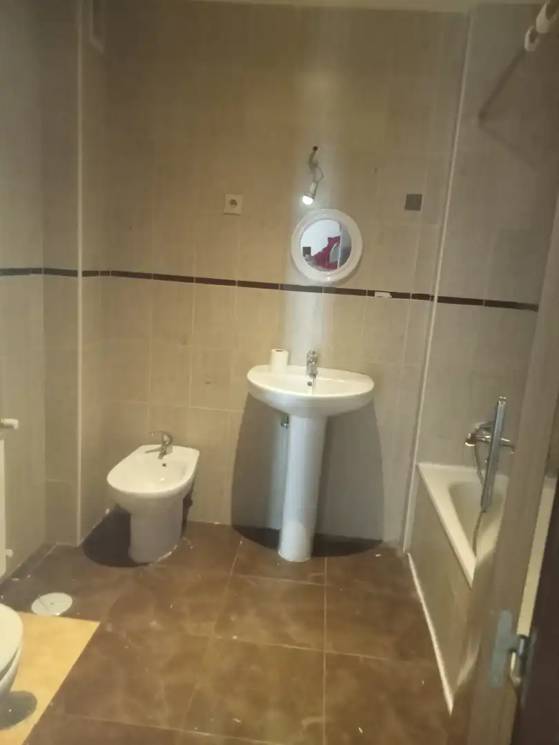 Baño de Piso en venta en Ocaña con Calefacción, Parquet y Balcón