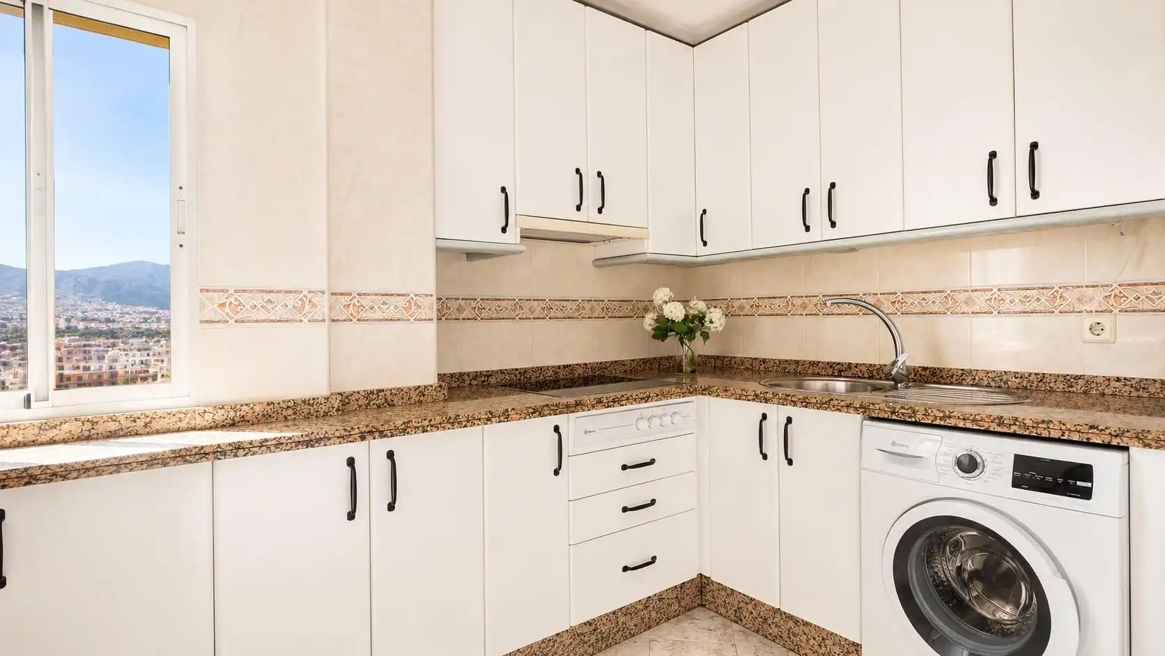 Cocina de Piso en venta en Málaga con Aire acondicionado, Calefacción y Terraza