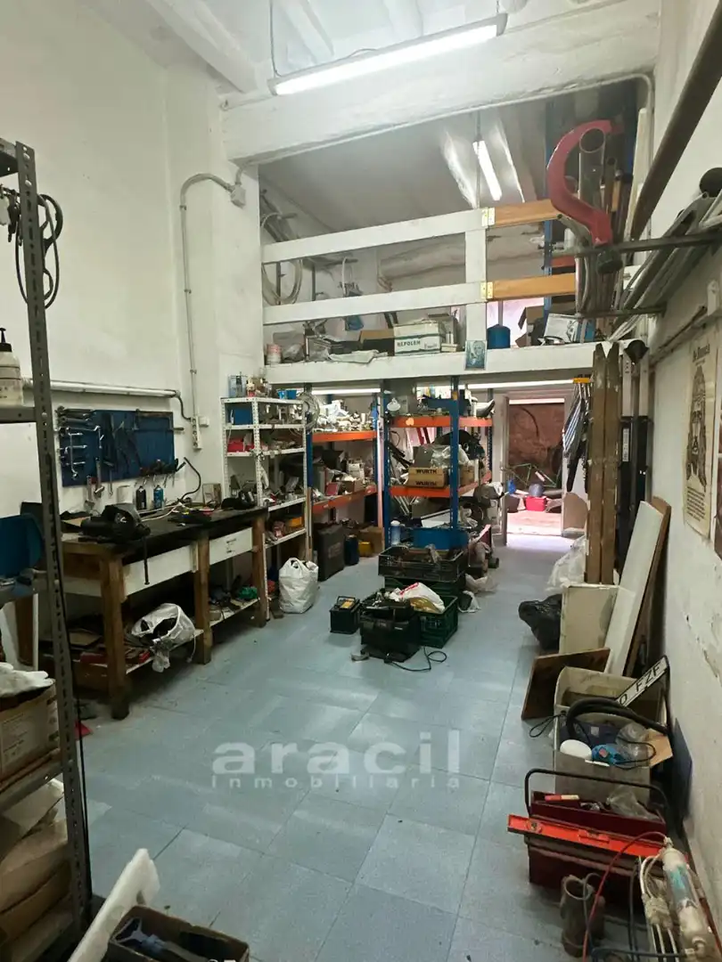 Local commercial à vendre à Carrer Na Saurina d'Entença