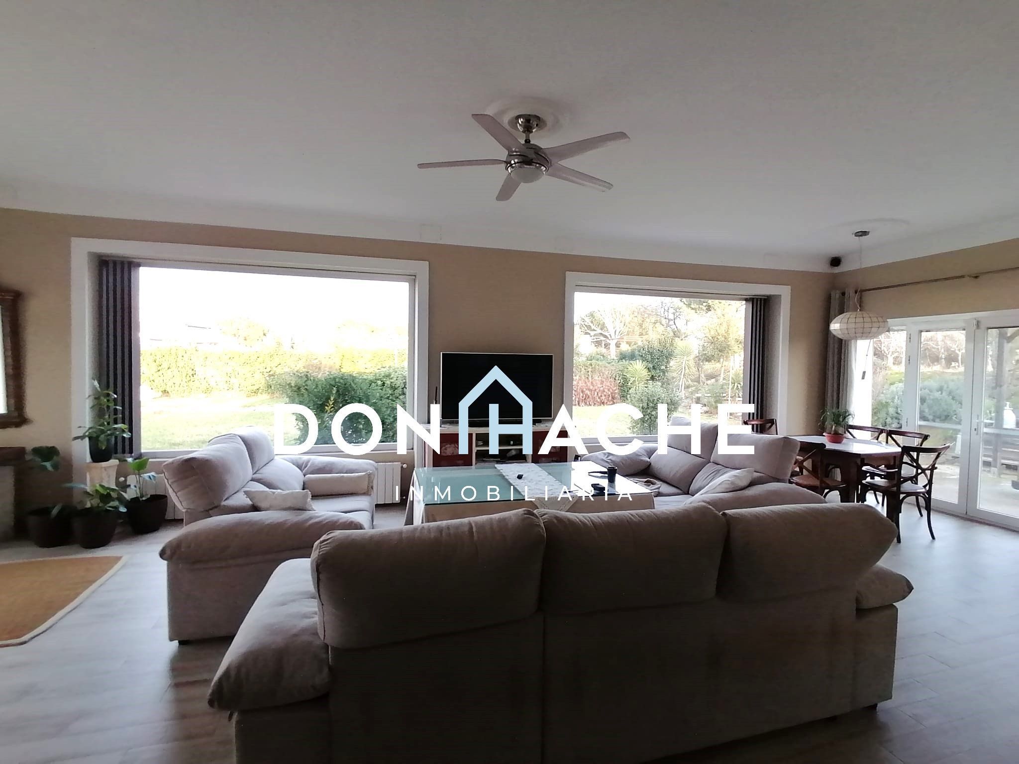 Living room of House or chalet for sale in Arroyo de San Serván  with Air Conditioner, Heating and Private garden