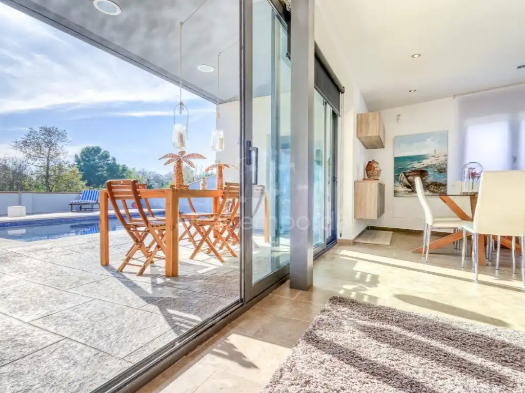 Terrassa de Casa o xalet en venda en Santa Llogaia d'Àlguema amb Aire condicionat, Calefacció i Moblat