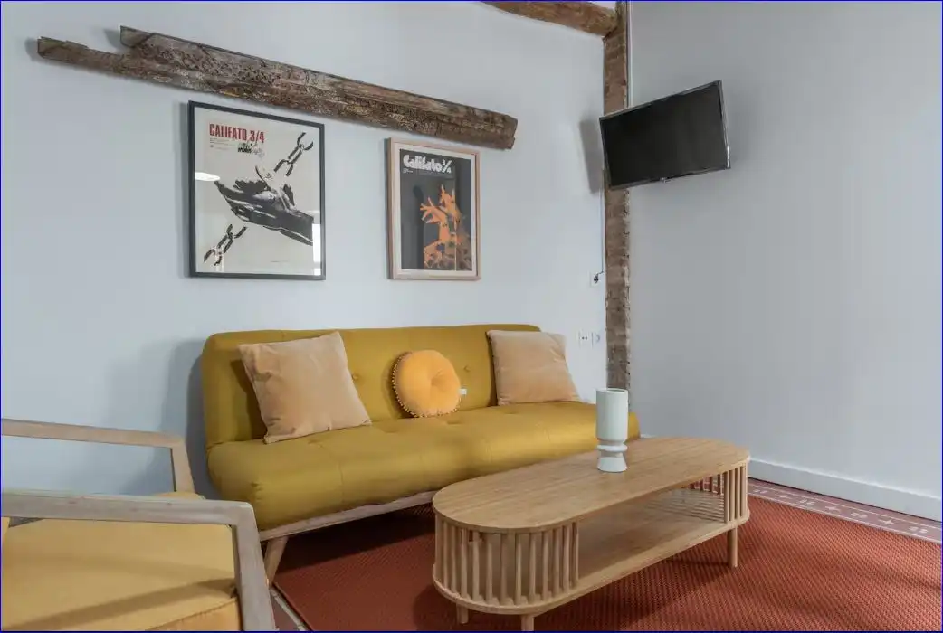 Sala d'estar de Pis en venda en Granada amb Aire condicionat, Calefacció i Moblat