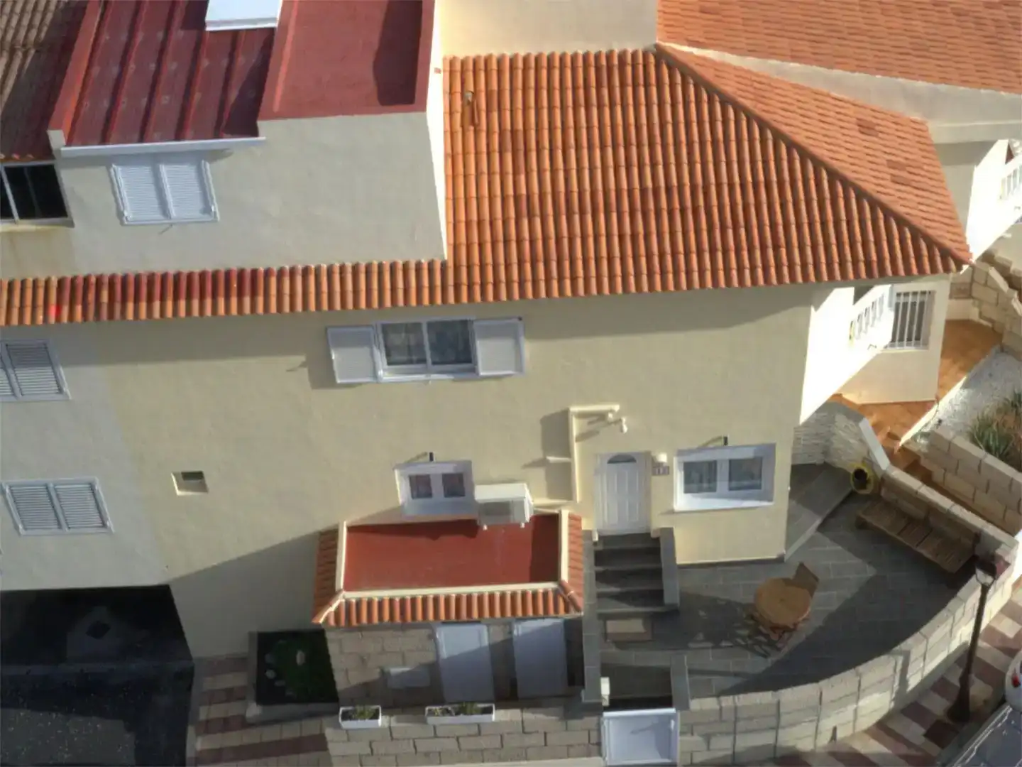 Vista exterior de Pis en venda en Arico amb Aire condicionat i Balcó