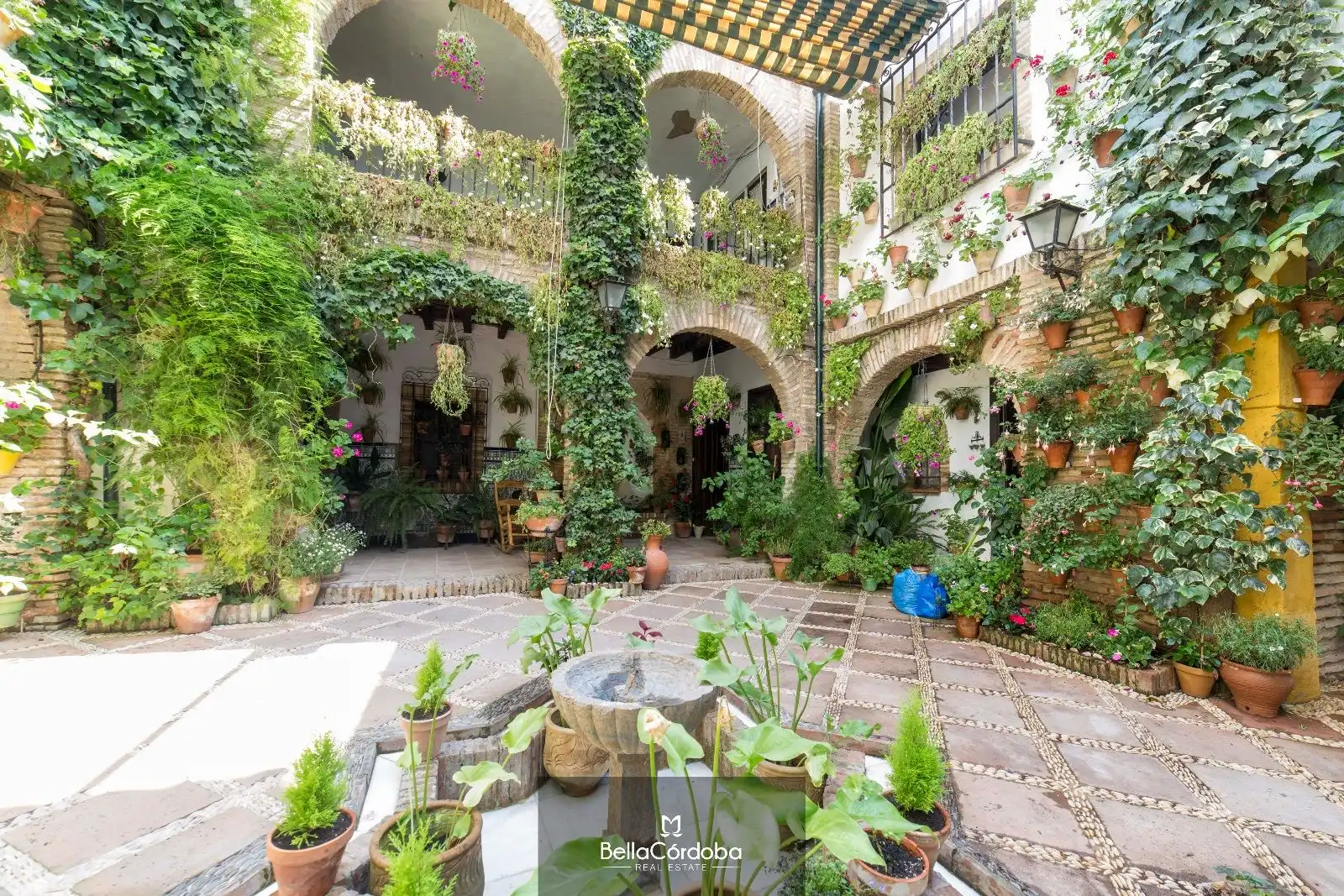 Casa amb jardí en venda a Centro, imagen 2