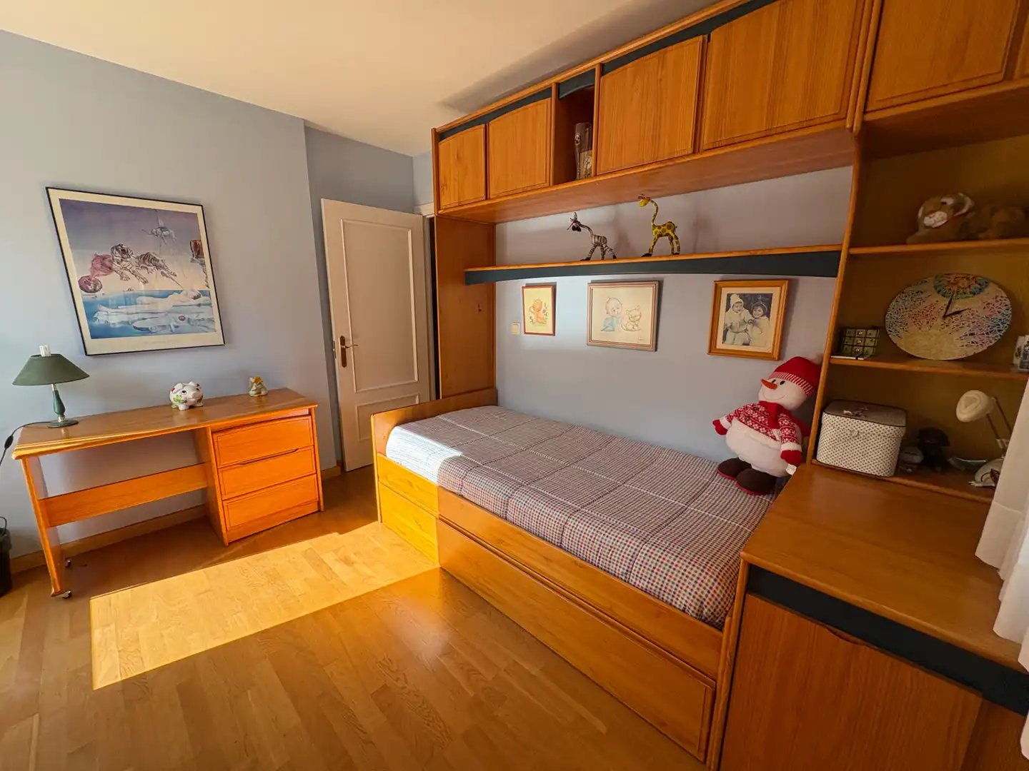 Habitación de Casa adosada en venta en Simancas con Aire acondicionado, Calefacción y Jardín privado