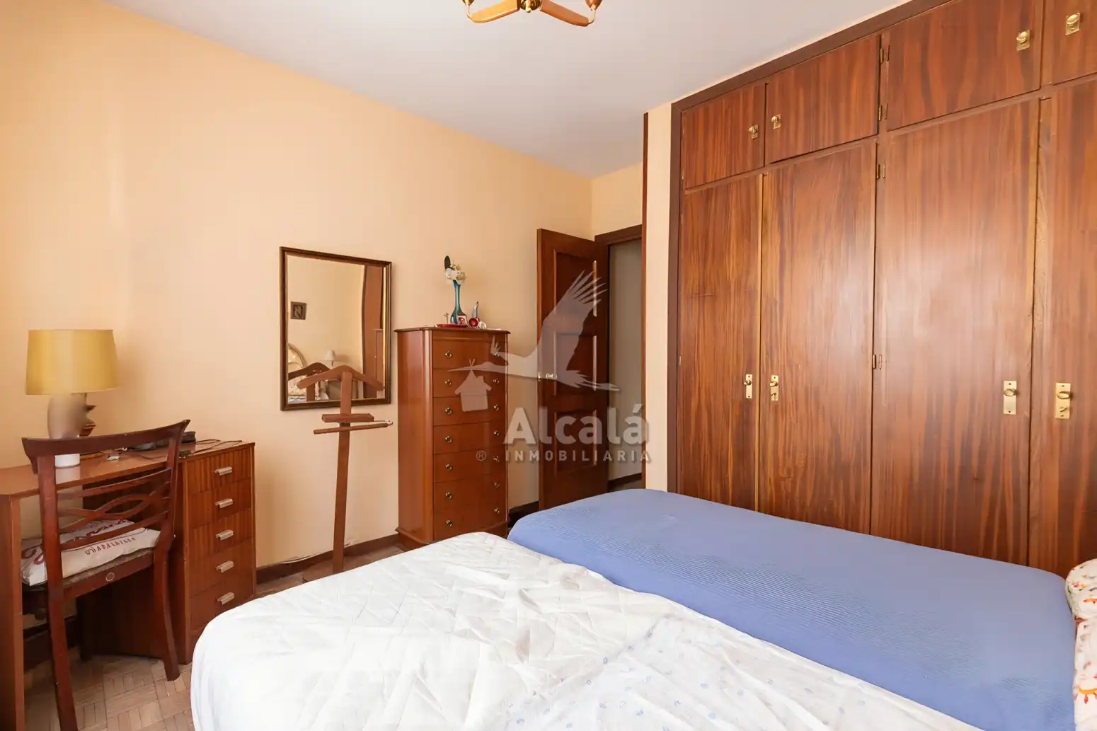 Habitación de Piso en venta en Alcalá de Henares con Calefacción, Jardín privado y Parquet