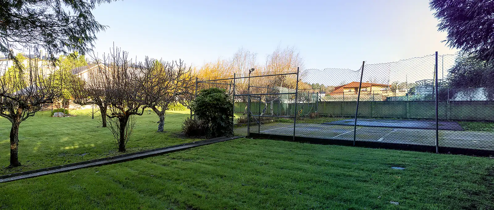 Jardín de Casa o chalet en venta en Oleiros con Calefacción, Jardín privado y Parquet