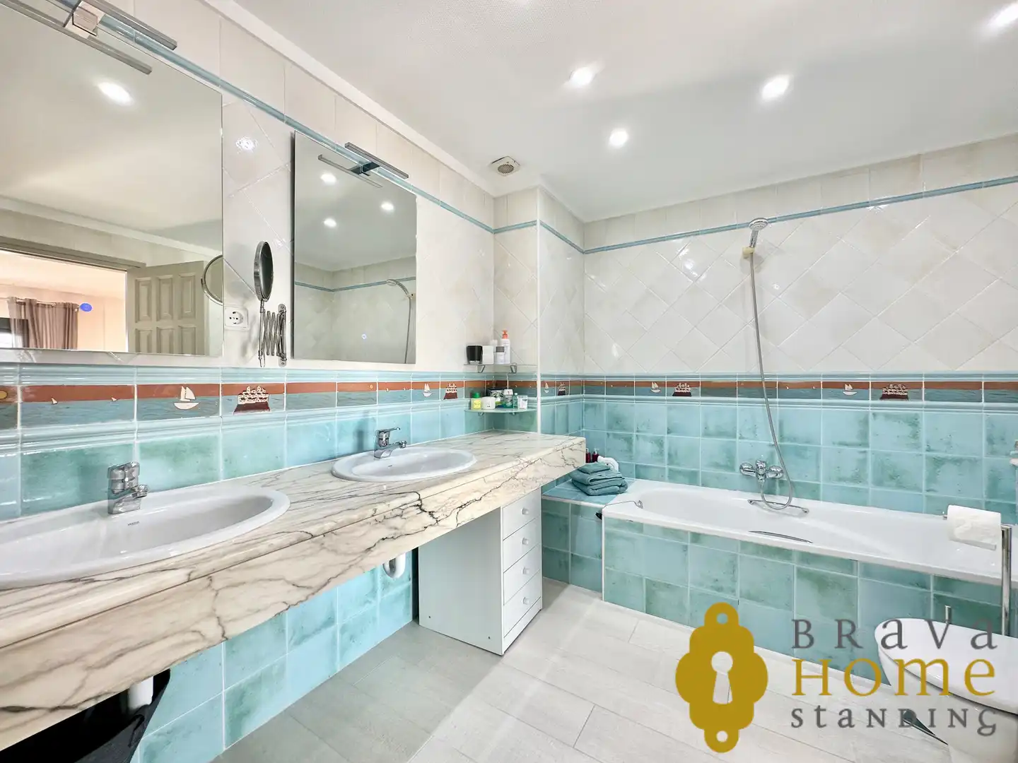 Baño de Casa o chalet en venta en Empuriabrava con Aire acondicionado, Terraza y Piscina
