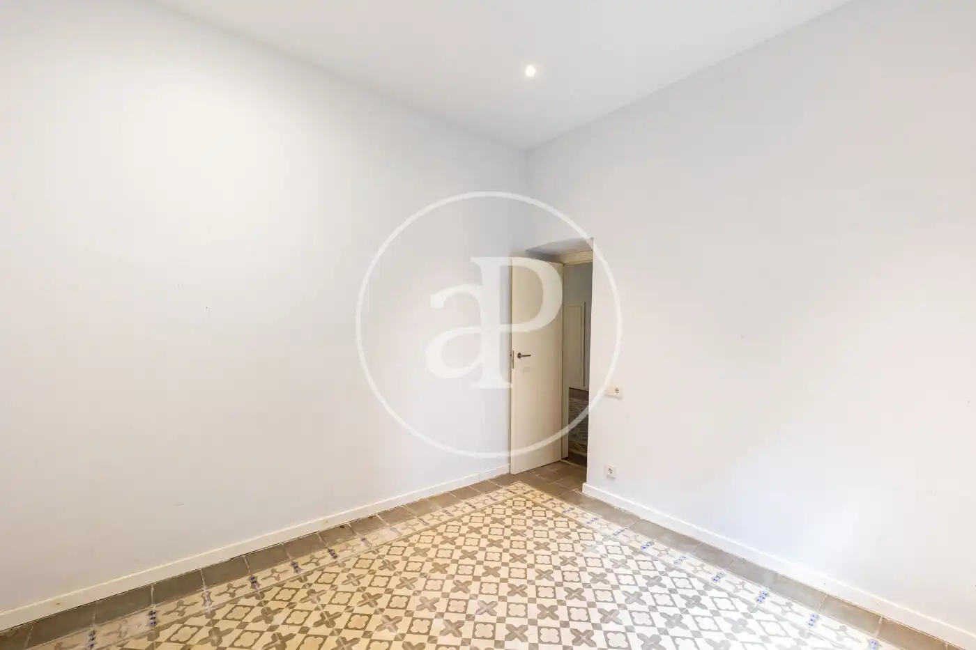 Casa adosada en venta en Barcelona con Calefacción, Jardín privado y Terraza
