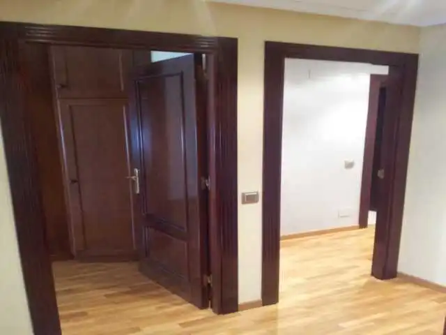 Pis de lloguer en Oviedo  amb Calefacció, Parquet i Traster
