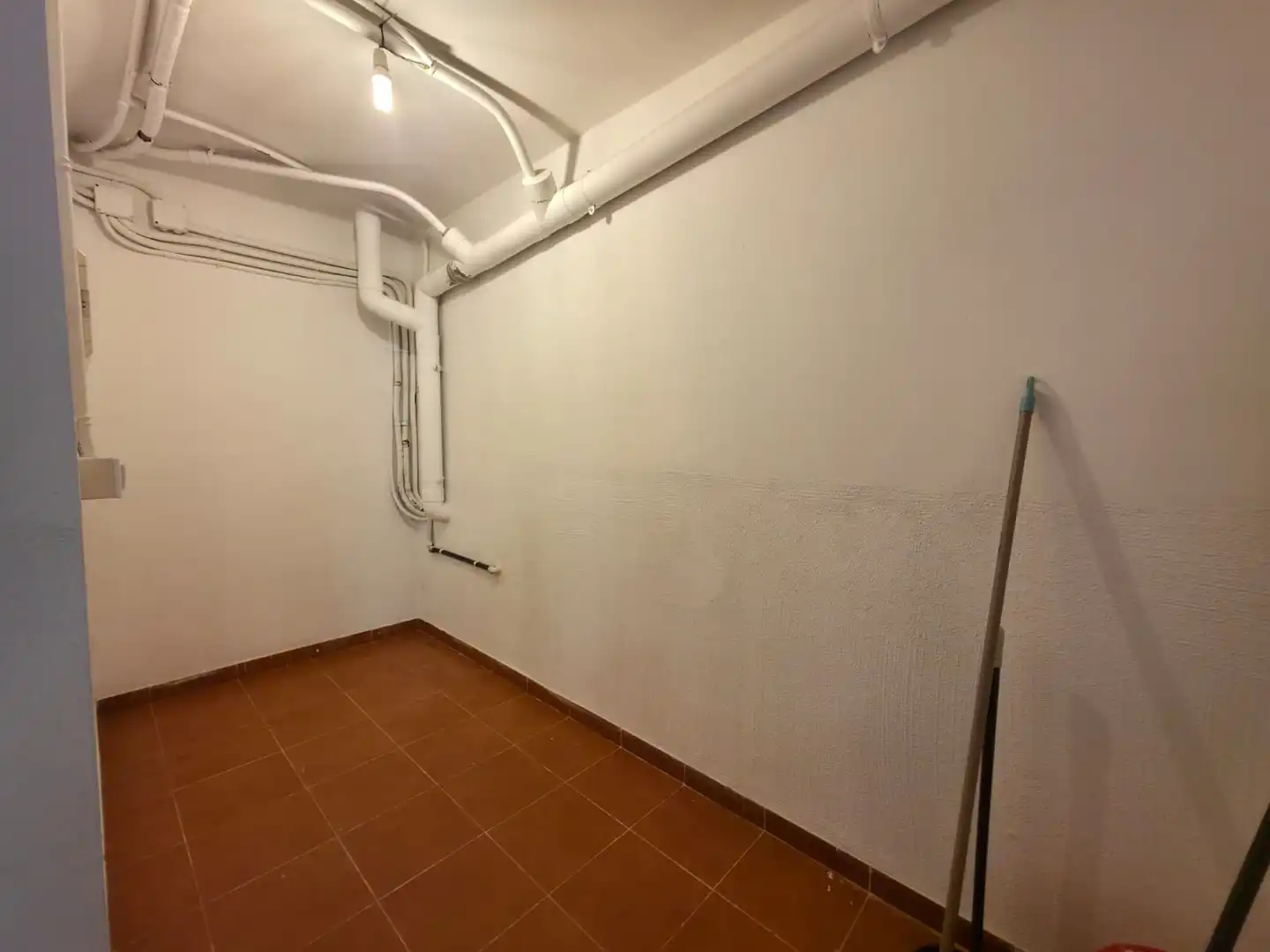 Einfamilien-Reihenhaus zum Verkauf in Alcanar mit Klimaanlage, Terrasse und Abstellraum