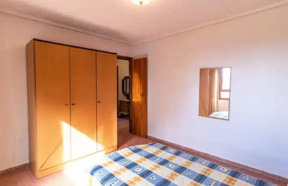 Dormitori de Casa o xalet en venda en Elche / Elx amb Jardí privat, Terrassa i Piscina