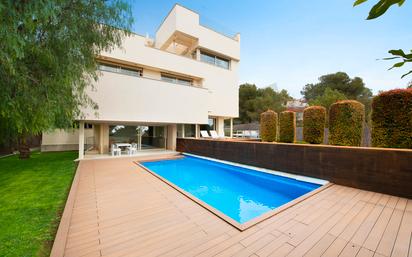 Piscina de Casa o xalet en venda en Sitges amb Piscina