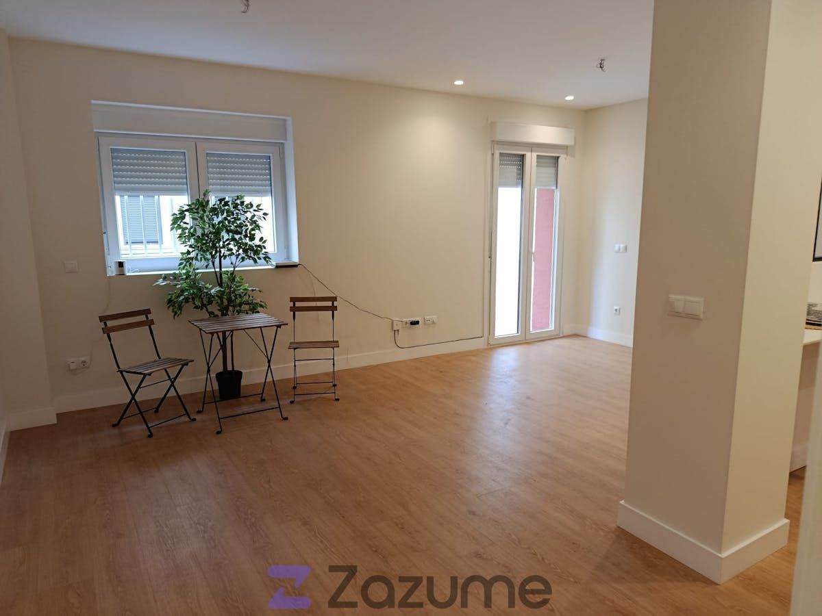 Flat to rent in  Sevilla Capital  with Air Conditioner, Heating and Parquet flooring