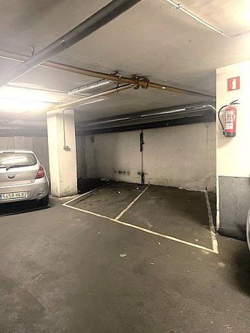 Garaje en Venta en Calle TAMARIT en Sant Antoni