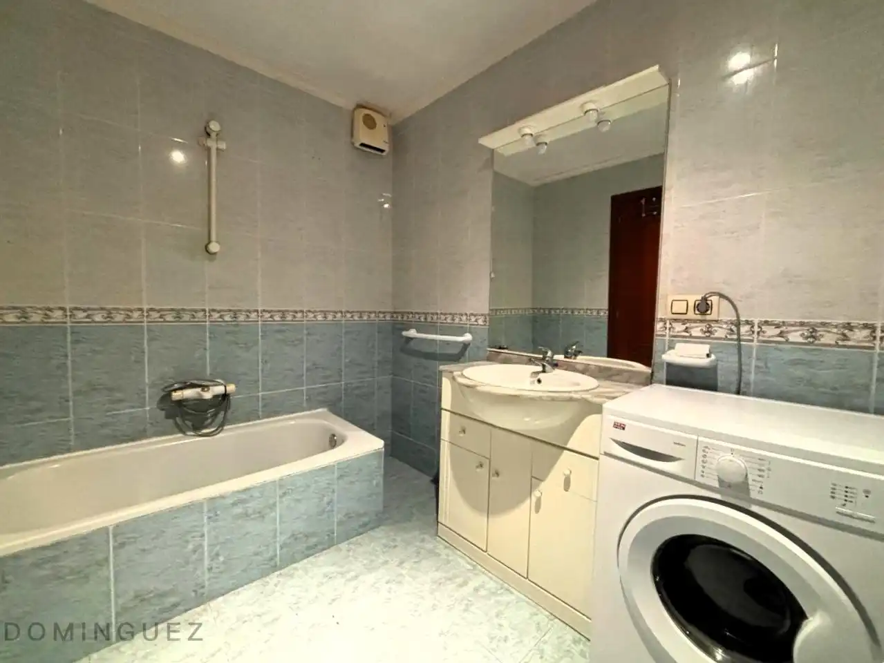 Bathroom of Houses for rent in Vilaboa  with Heating and Furnished