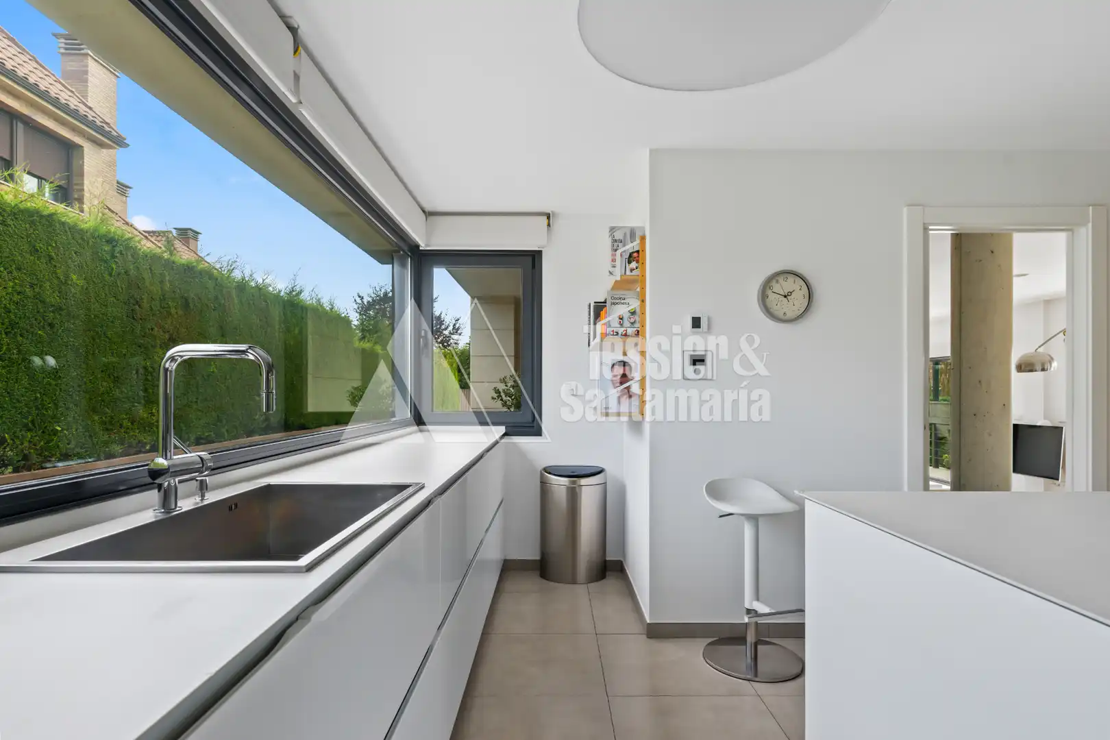 Cocina de Casa o chalet en venta en Gijón  con Calefacción, Jardín privado y Terraza