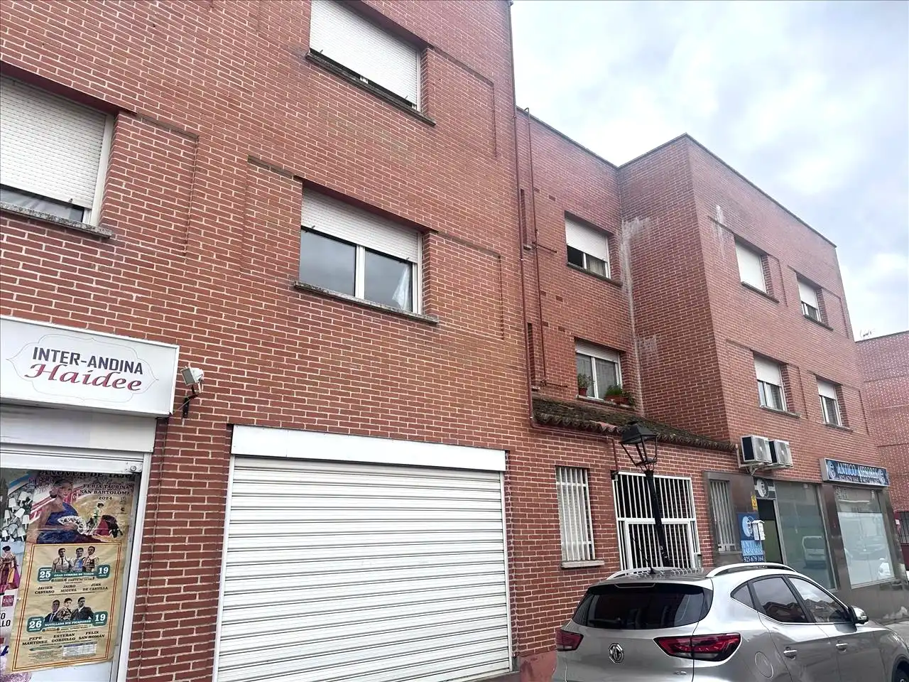 Vista exterior de Pis en venda en Seseña