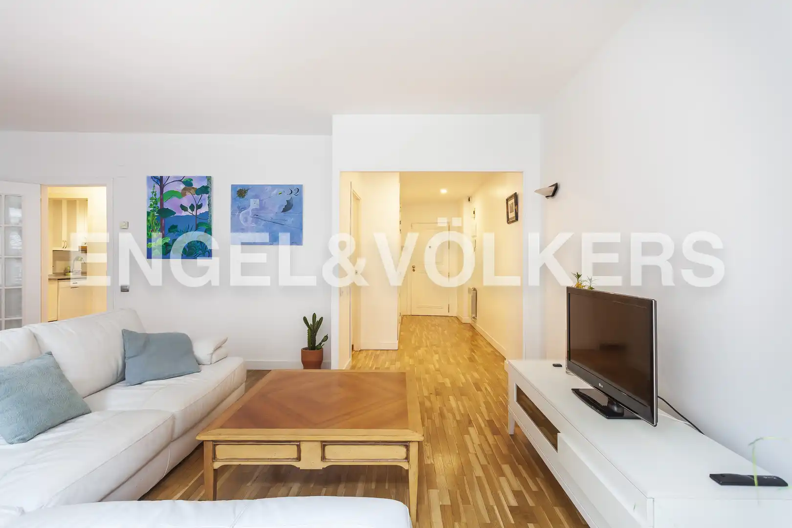Sala d'estar de Pis en venda en Madrid amb Aire condicionat, Calefacció i Jardí privat