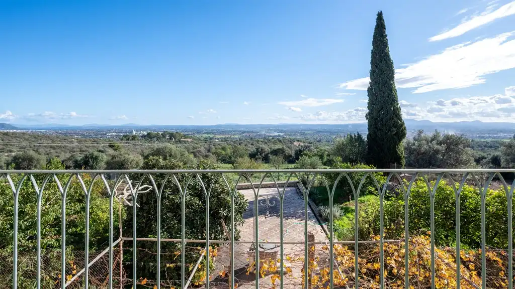 Casa rústica amb piscina en venda a Binissalem