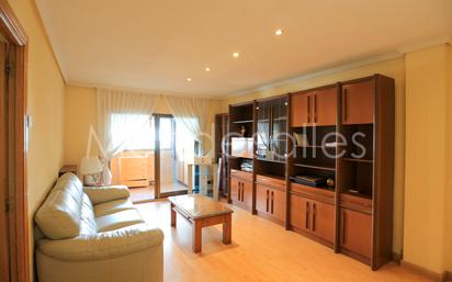 Living room of Flat for sale in Móstoles  with Air Conditioner and Terrace