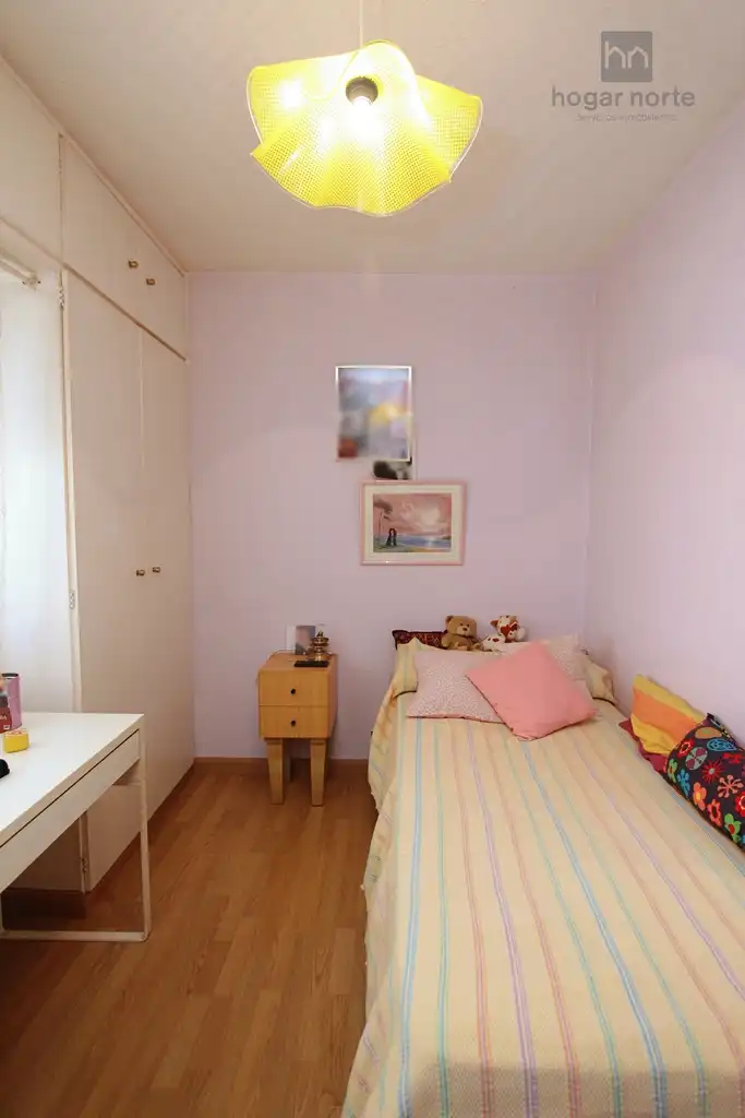 Bedroom of Flat for sale in Alcobendas  with Heating, Terrace and Community pool