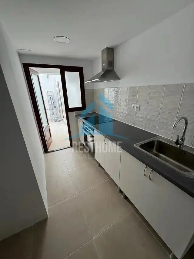 Cocina de Piso en venta en Tavernes de la Valldigna con Balcón