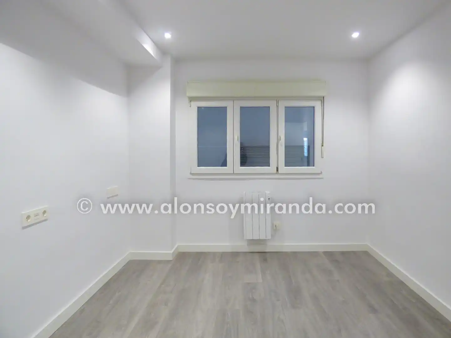 Wohnung zur Miete in Gijón  mit Heizung und Abstellraum