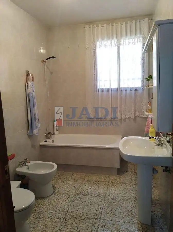 Bathroom of Country homes for sale in Viso del Marqués  with Air Conditioner, Heating and Furnished