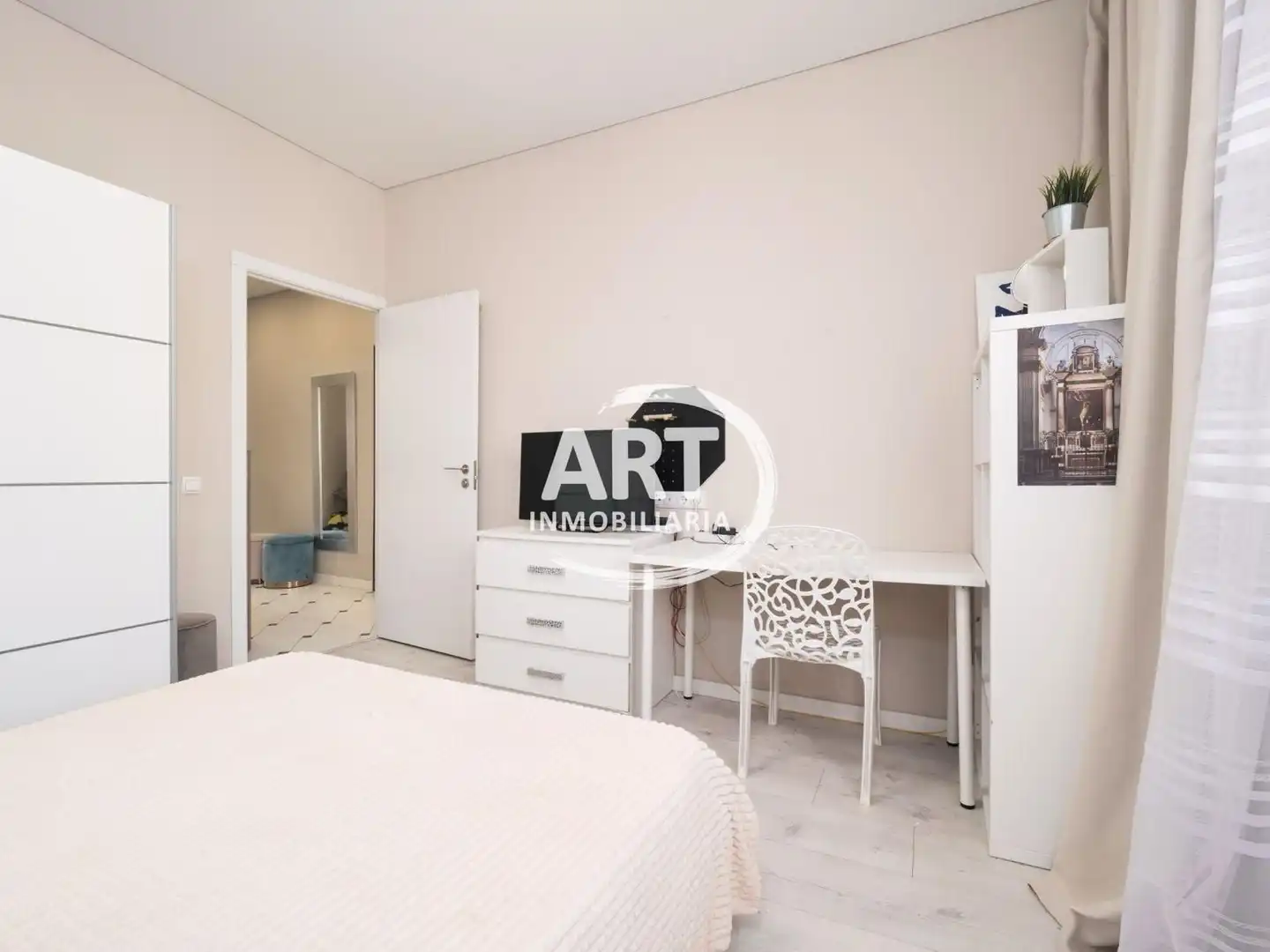 Habitación de Piso en venta en Valencia con Aire acondicionado y Amueblado