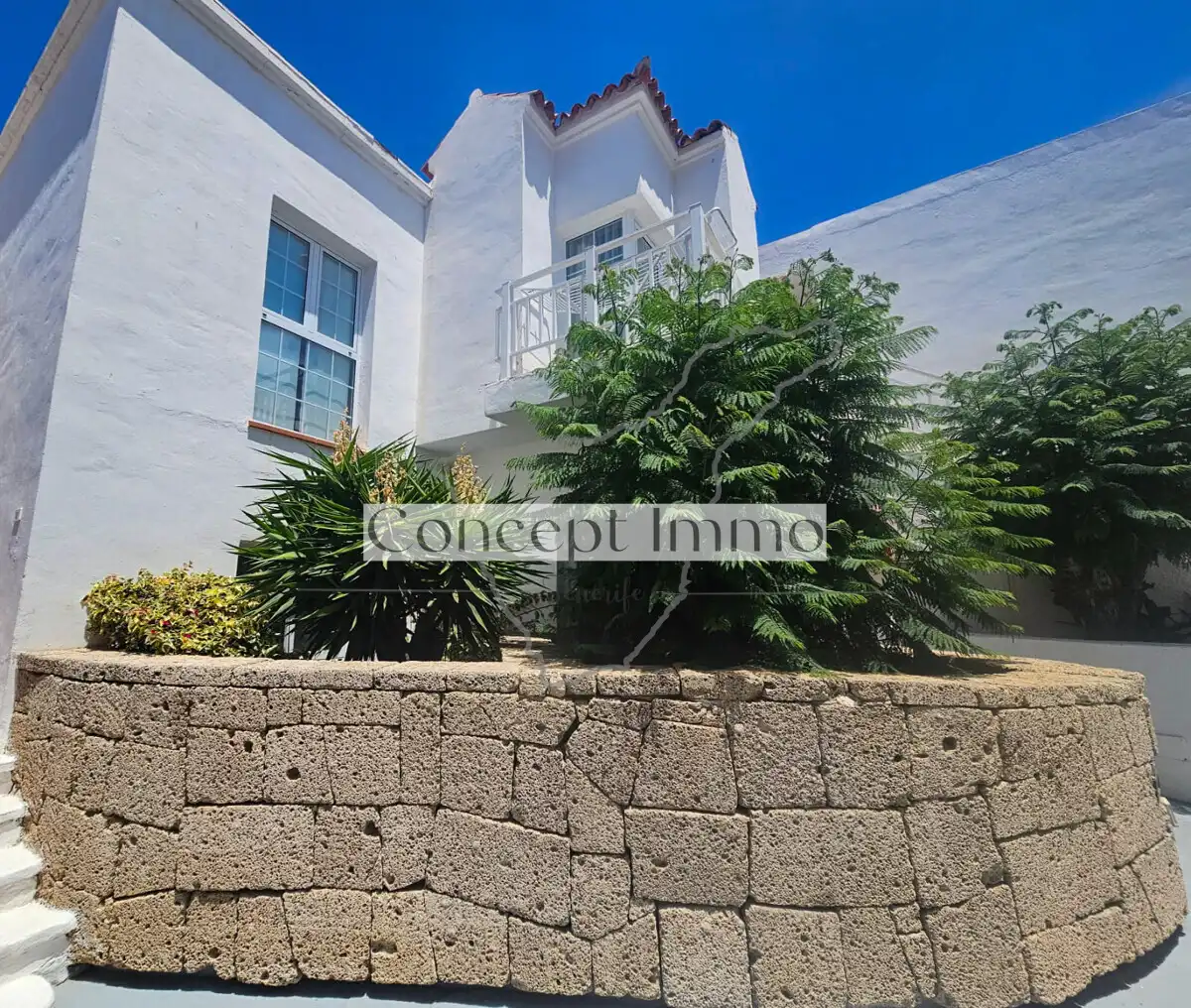 Vista exterior de Planta baja en venta en Adeje con Aire acondicionado, Terraza y Alarma