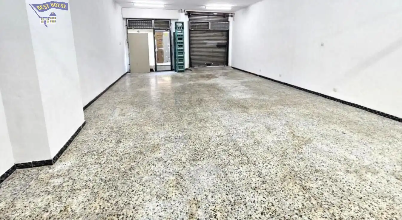 Local commercial à vendre à Ajuntament-Maragall