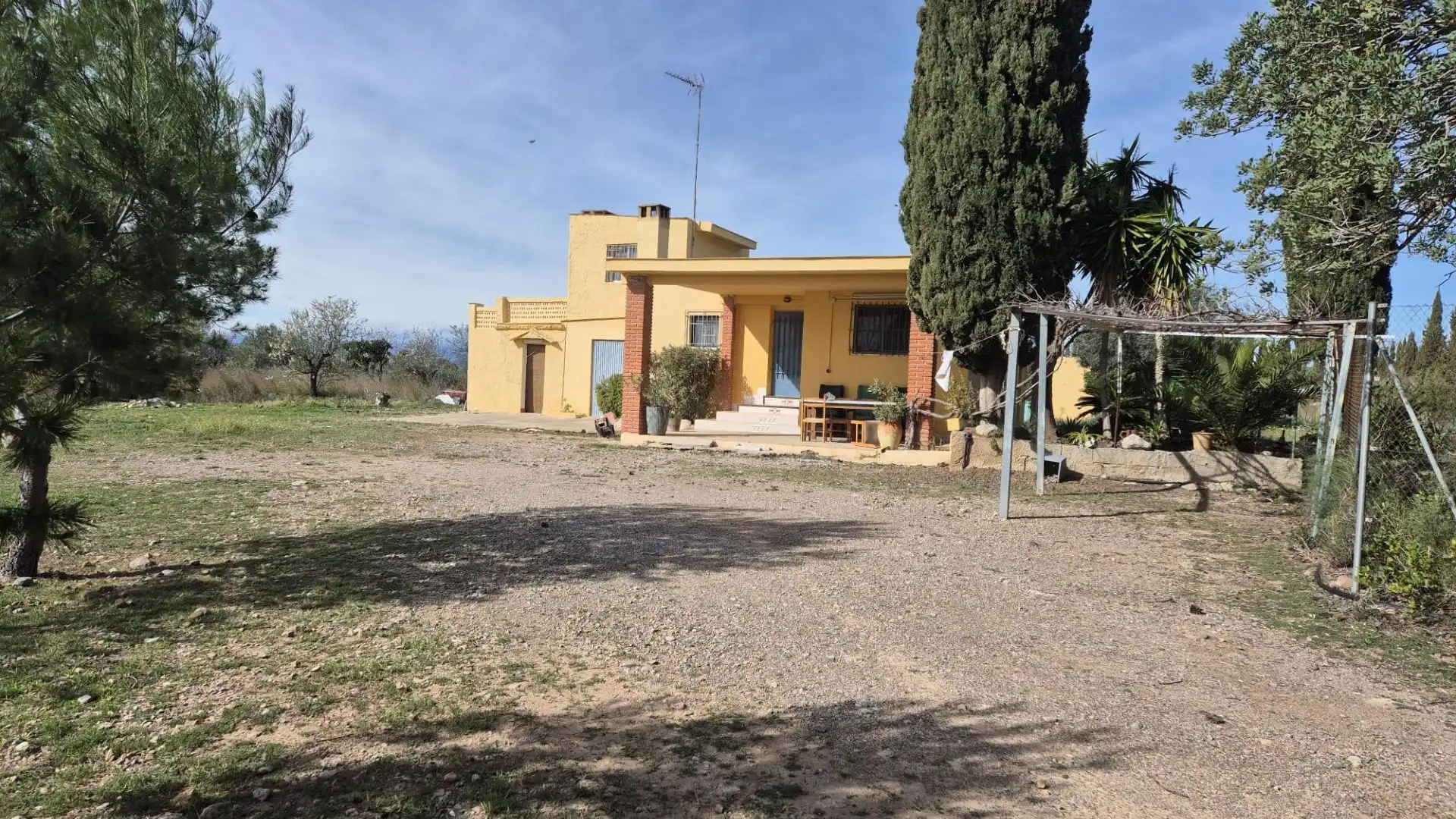 Vista exterior de Casa o chalet en venta en Llíria