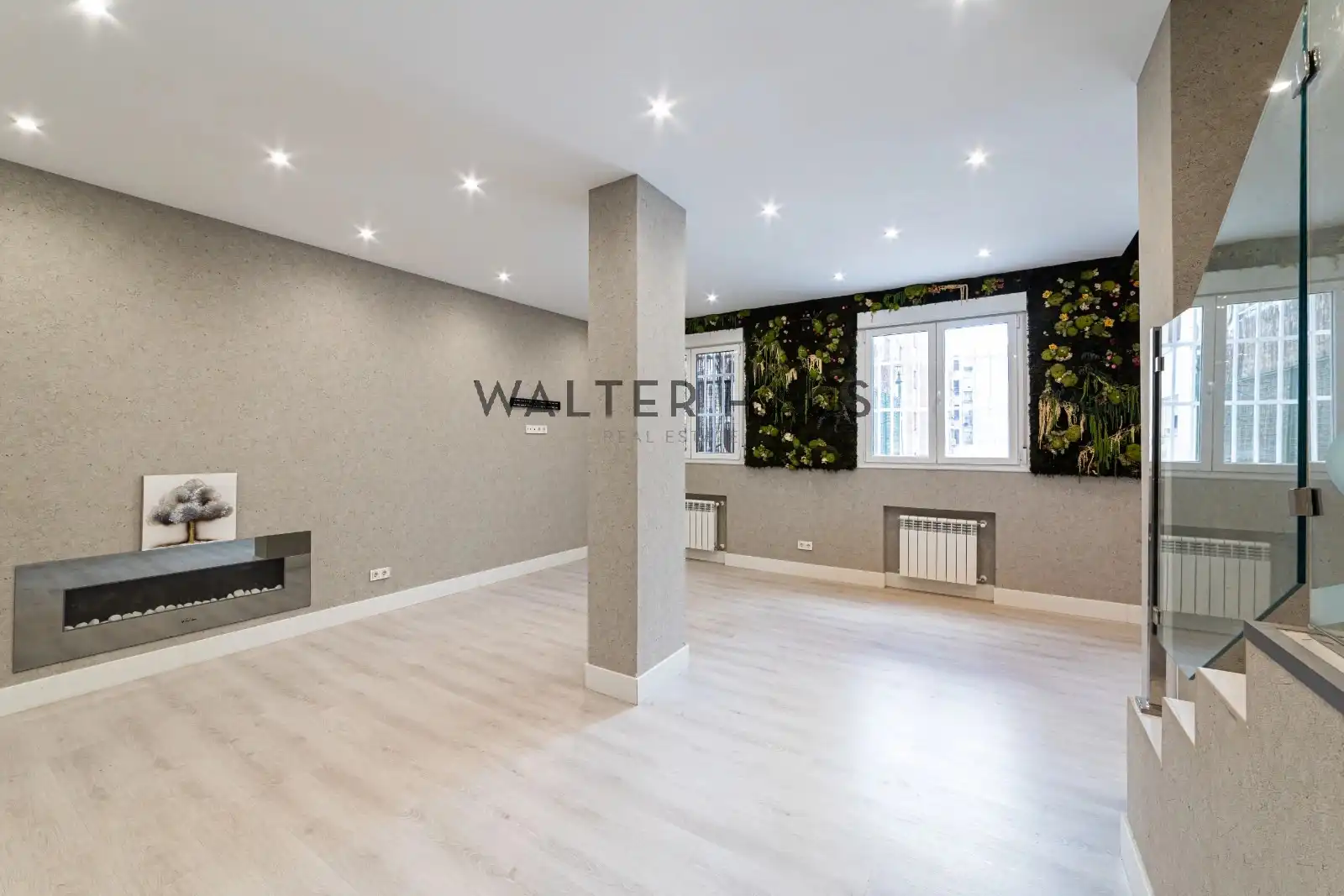 Dúplex en venta en Madrid con Calefacción, Horno y Lavadora