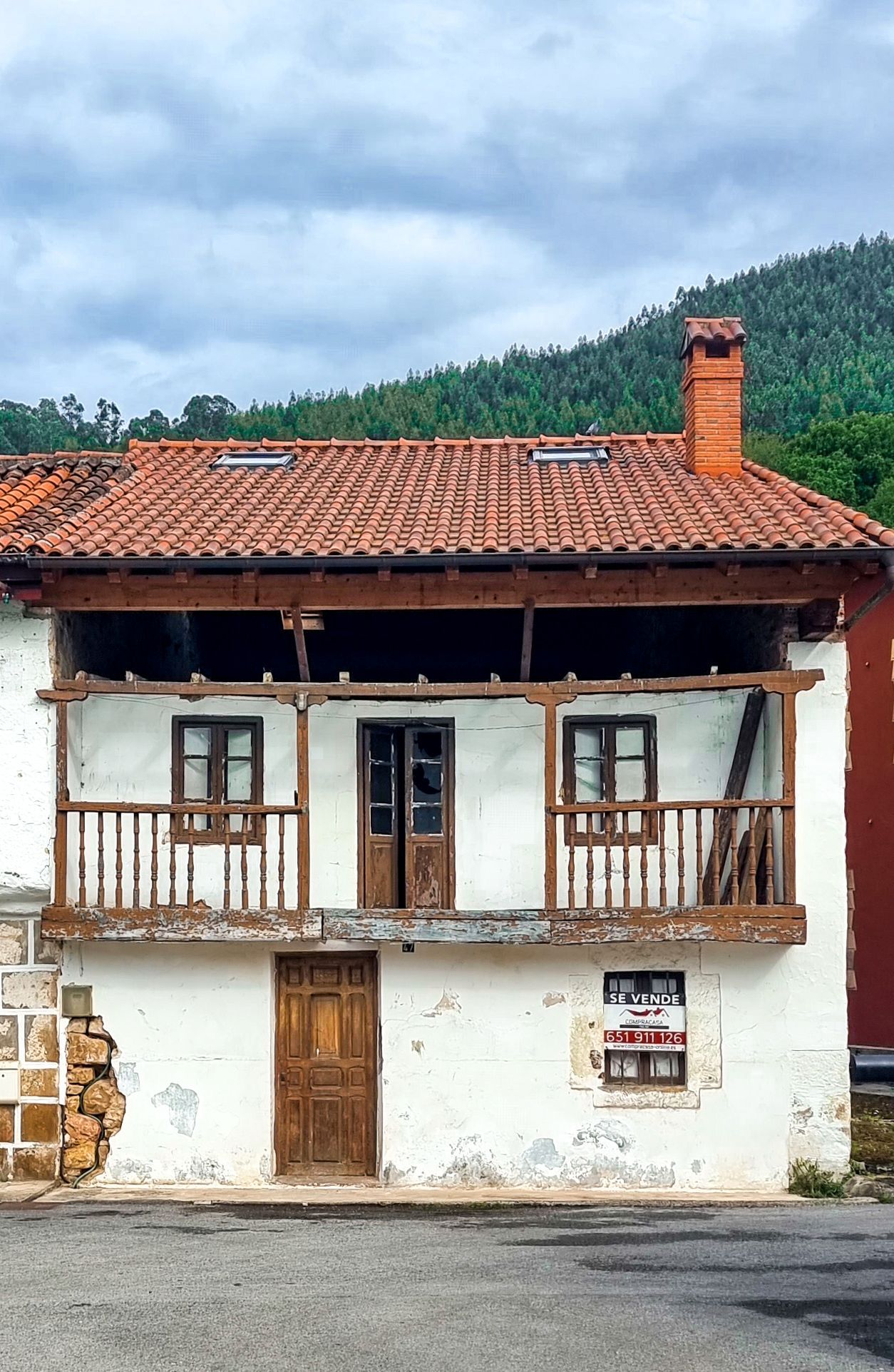 Exterior view of House or chalet for sale in Castañeda  with Private garden