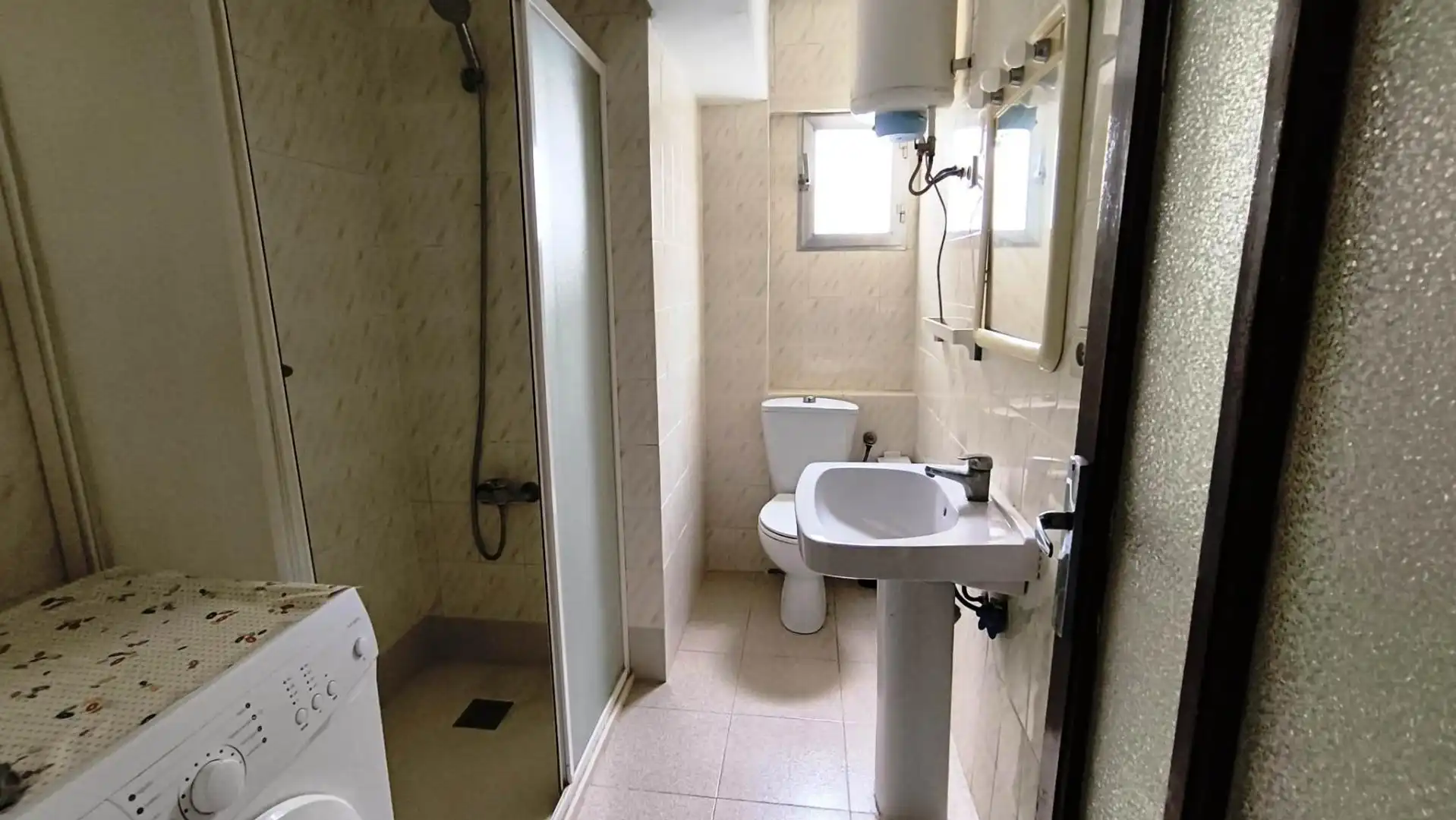 Baño de Piso en venta en Valencia con Aire acondicionado y Balcón