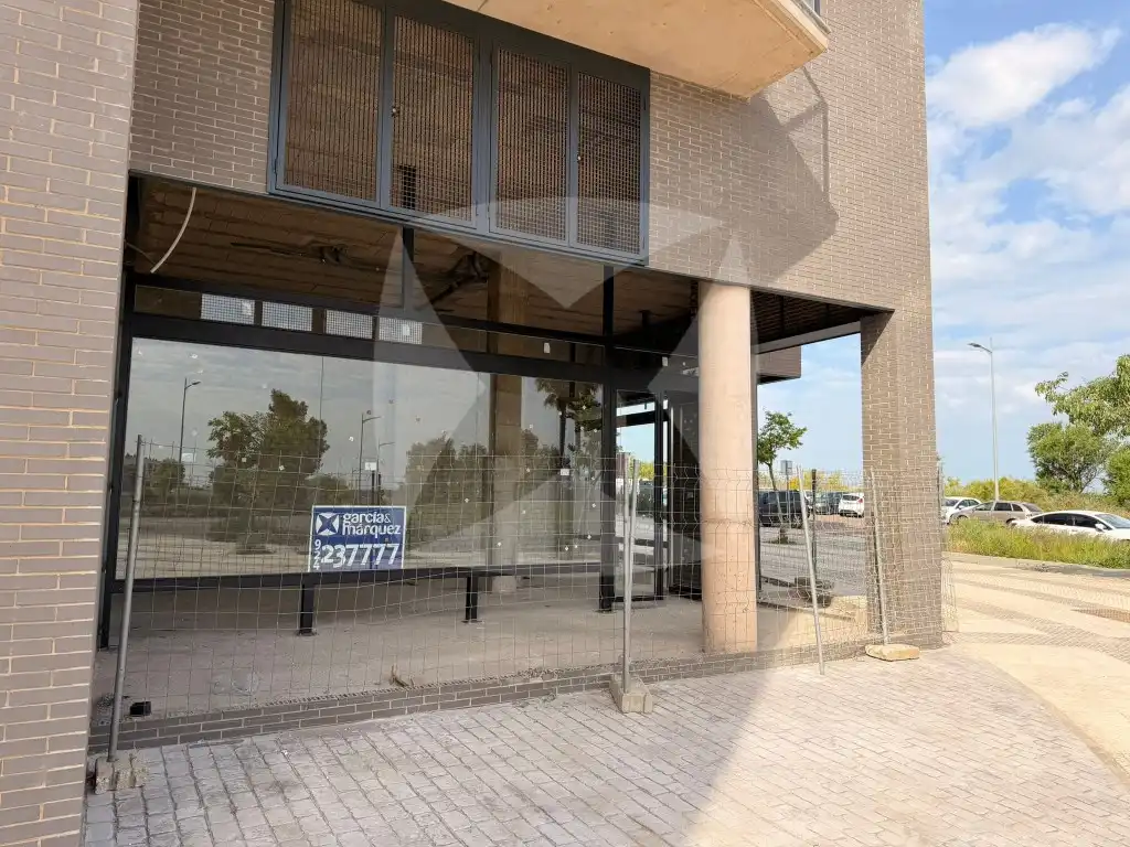 Vista exterior de Local de alquiler en Badajoz