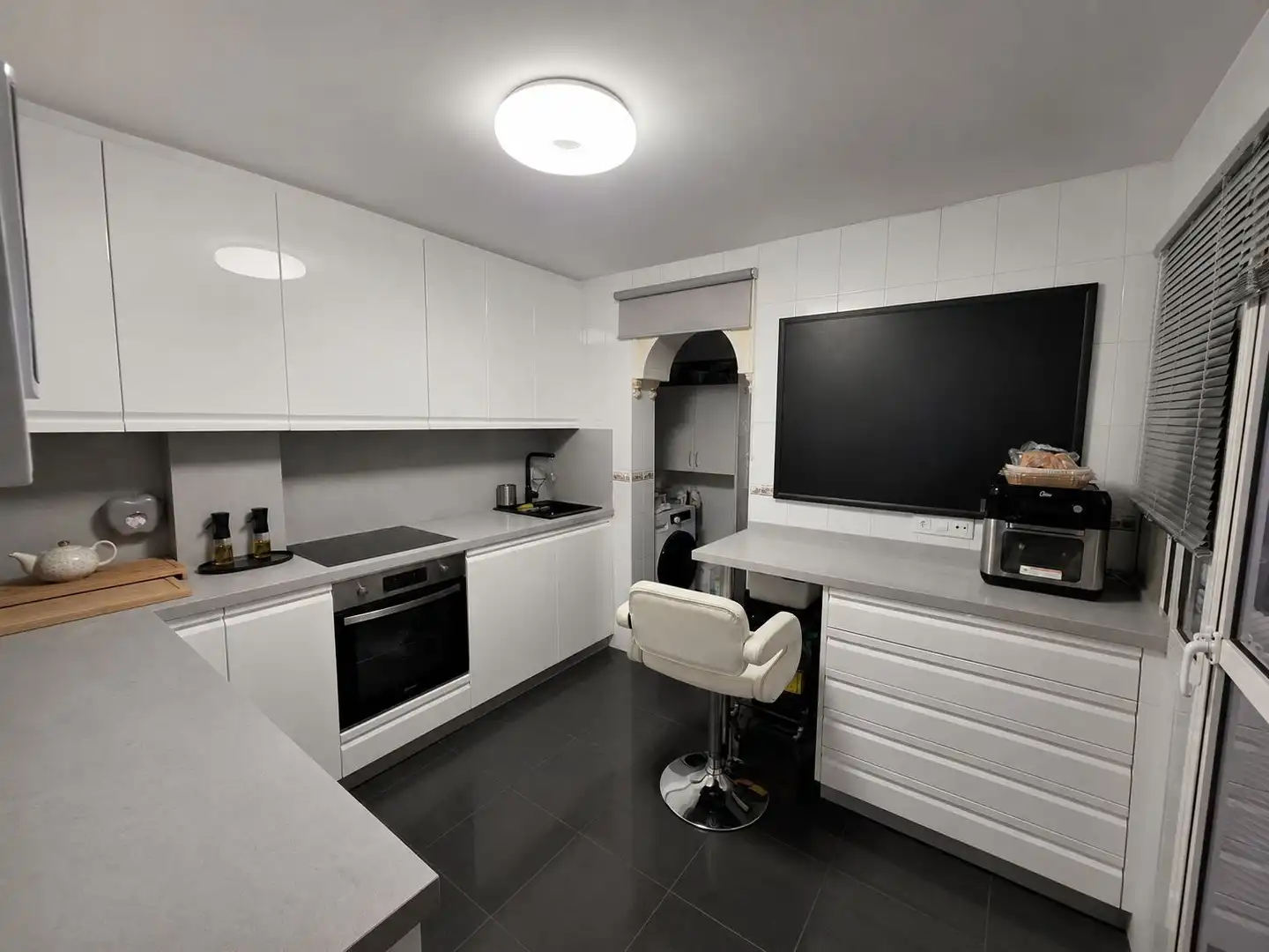 Cocina de Casa o chalet en venta en Sevilla con Aire acondicionado, Terraza y Trastero