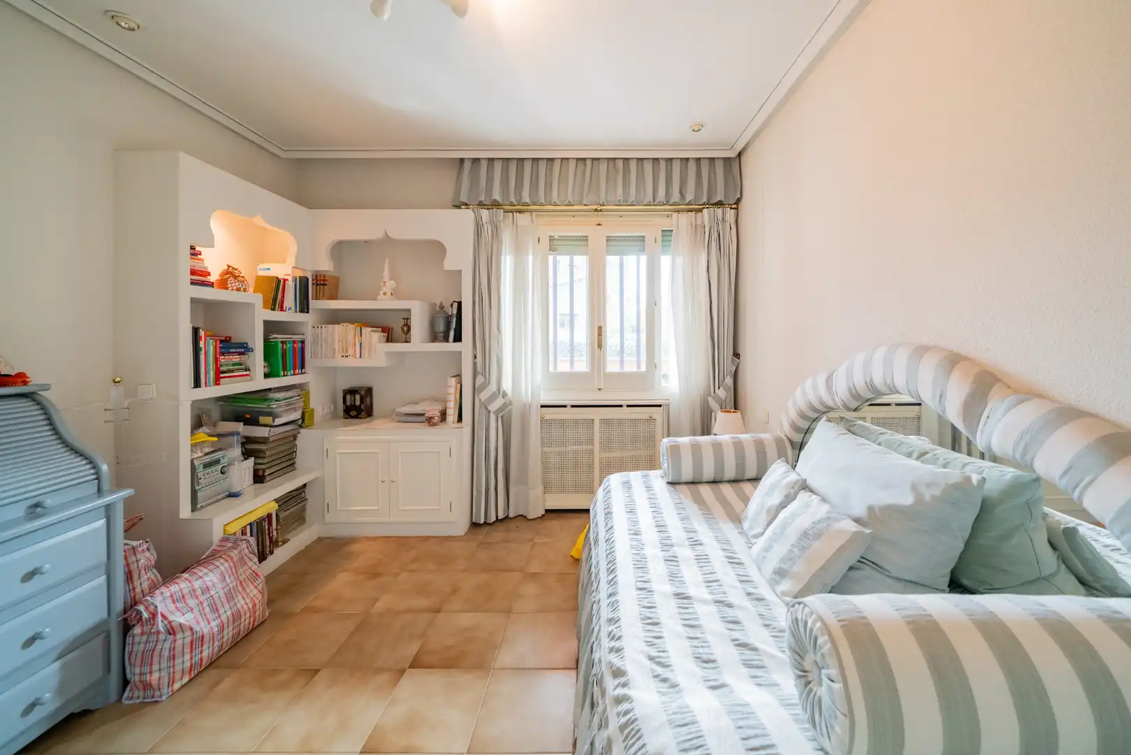 Habitación de Casa o chalet en venta en El Molar (Madrid) con Calefacción, Jardín privado y Terraza