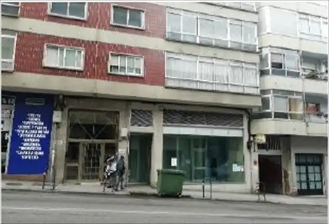 Local comercial de lloguer a N/A 4