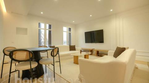 Foto 2 de Piso en venta en Ps. Infanta Isabel, ., Jerónimos,  Madrid Capital