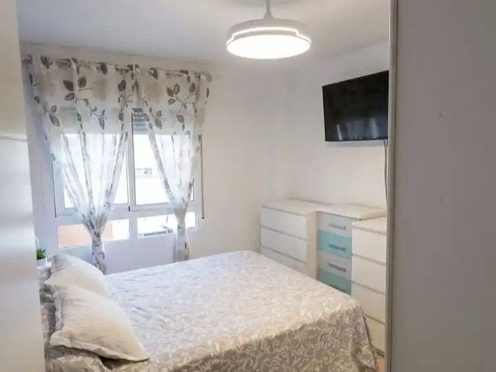 Schlafzimmer von Wohnung zum Verkauf in Torrevieja mit Balkon