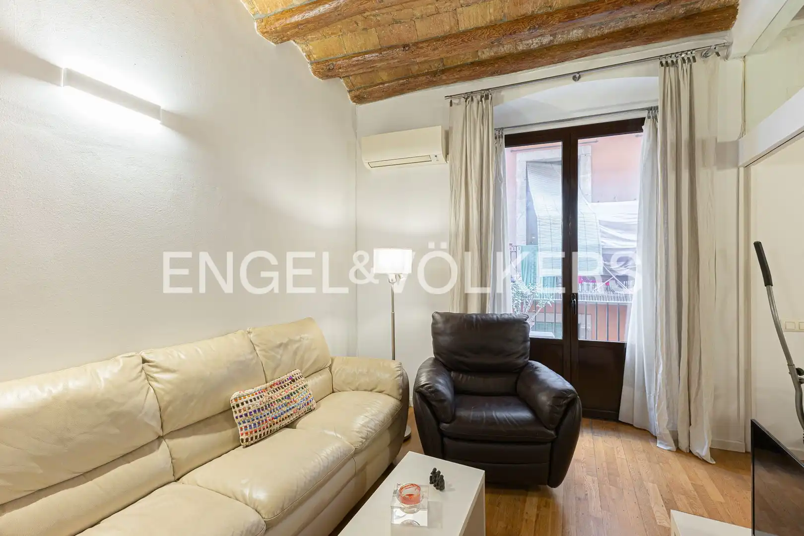 Living room of Flat for sale in Barcelona  with Heating