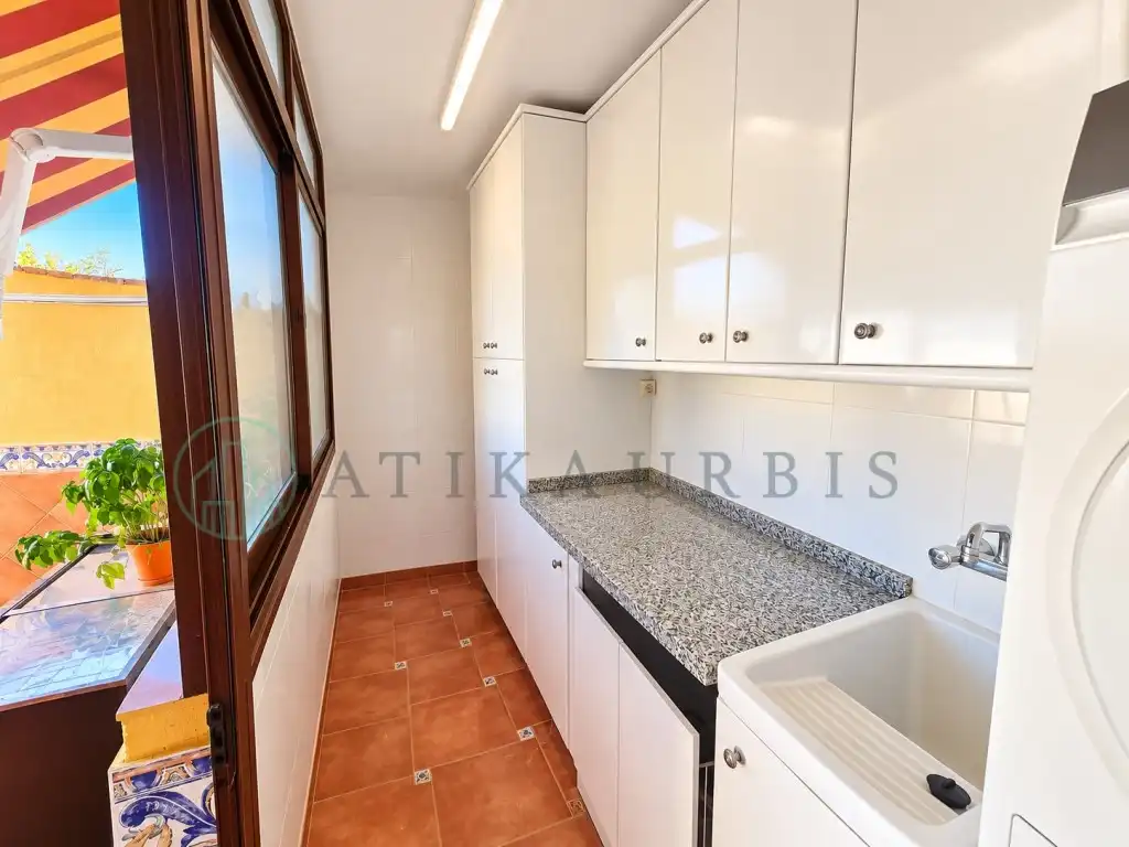Kitchen of Detached homes for sale in Churriana