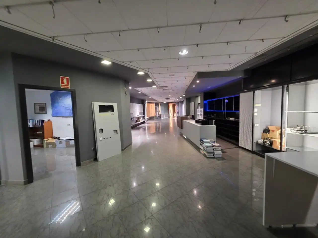 Local comercial en venda a De Balmes