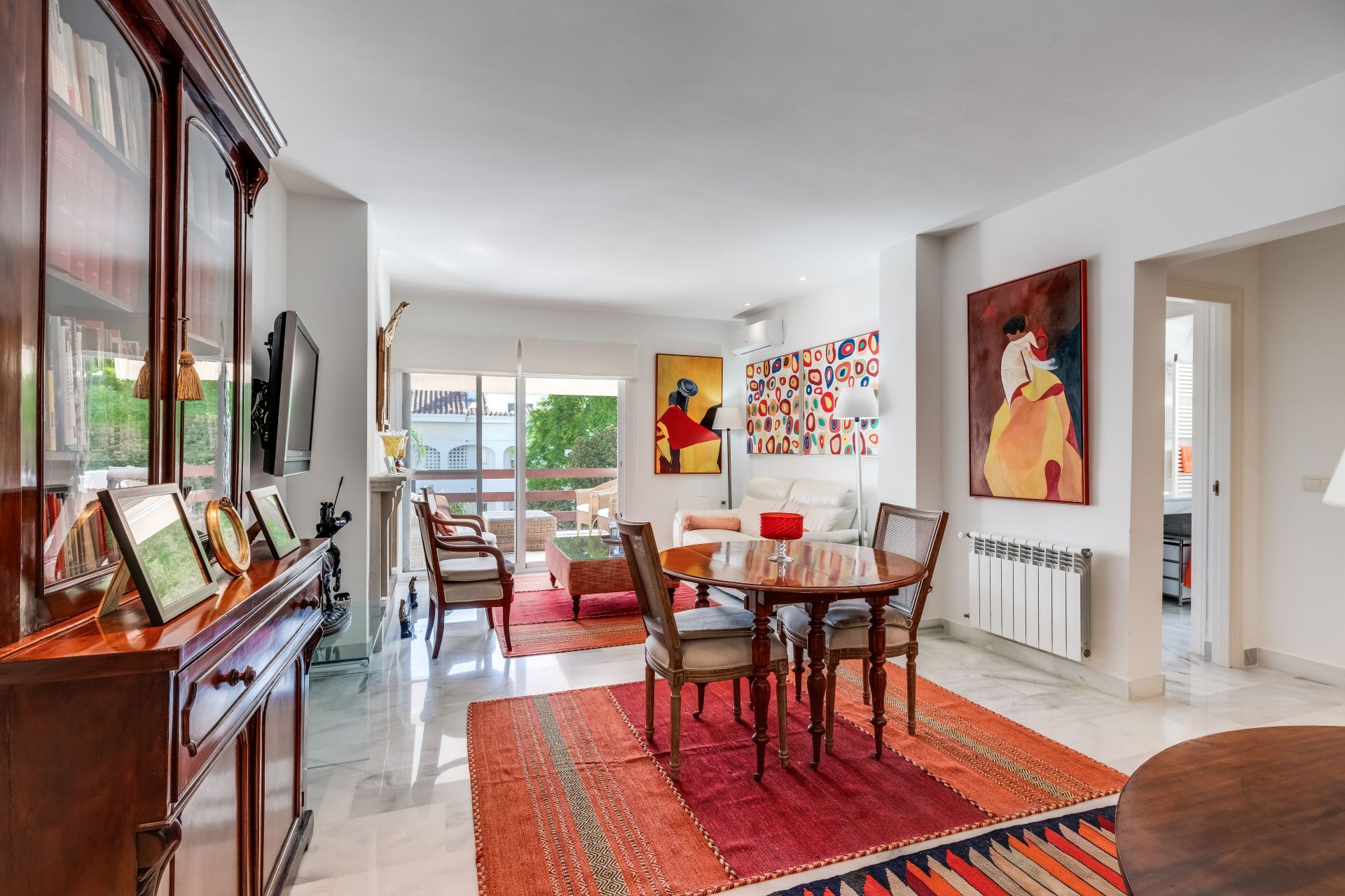 Living room of Apartment for sale in Marbella  with Air Conditioner, Heating and Terrace