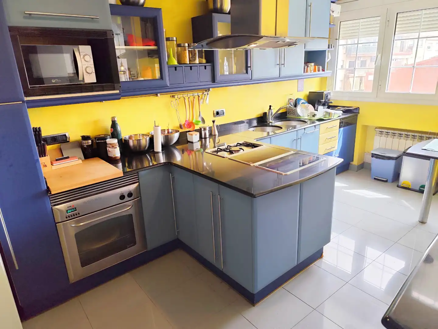 Kitchen of Flat for sale in Vilanova del Camí  with Air Conditioner, Heating and Oven