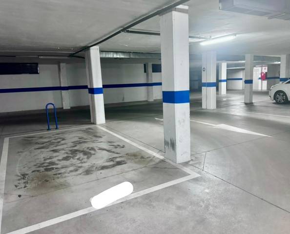 Garaje en Alquiler en Paseo de María Lejárraga en Buenavista