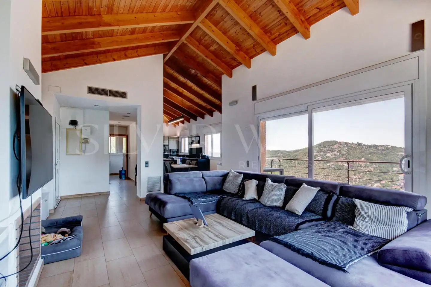 Sala de estar de Casa o chalet en venta en Vallirana con Aire acondicionado, Calefacción y Jardín privado