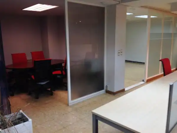 Office space with lift to rent in Calle de Santiago, imagen 4